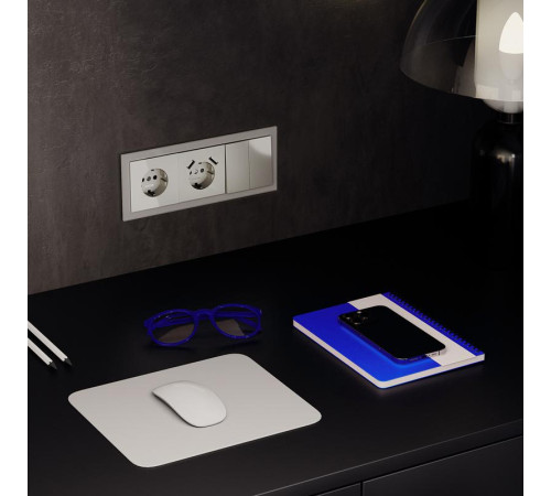 Розетка 1-м СП S70 16А с USB A+A с заземл. защ. шторки механизм шелк Voltum VLS040404
