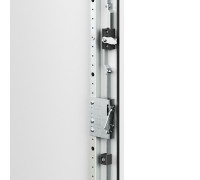 Корпус напольный RAM fit 2000х800х300мм с боков. вырезами DKC R6NFW208030F