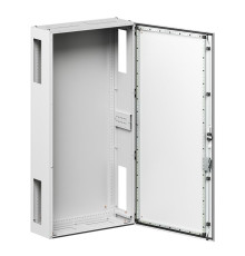 Корпус напольный RAM fit 1800х800х400мм с боков. вырезами DKC R6NFW188040F