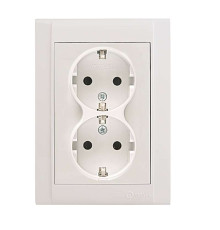 Розетка 2-м СП Defne 16А IP20 с заземл. бел. Makel 42001057