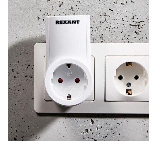 Розетка радиоуправляемая с пультом RX-001 (один пульт одна розетка) Rexant 10-6020