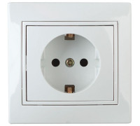 Розетка 1-м СП Plano 1-202-01 16А IP20 250В 2P+E Schuko бел. Intro Б0053874